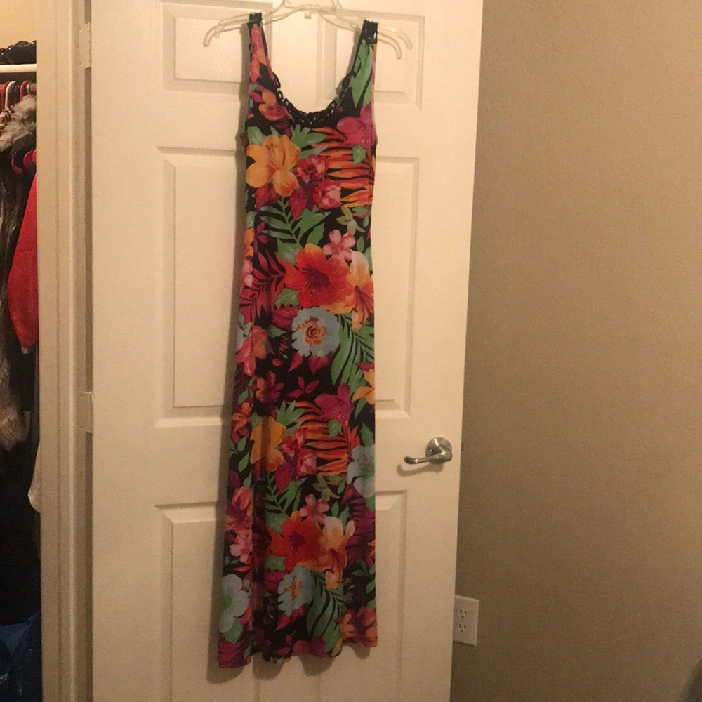 Cute multi colored maxi dress